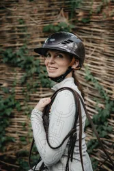 Pikeur Reithelm AirLuxe PURE Long Visor, shiny metallic
