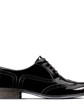 Women's Hamble Oak Black Patent Brogues, Lace Up Size: 4-Wide Fit - Black - Size: 4-Wide Fit - Clarks - FashionsVida
