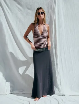 Falda larga con detalle en la cintura - Brownie - FashionsVida