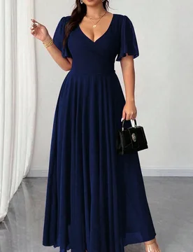 Vestido de línea A con cuello en V, mangas con volantes de gasa, para mujer de talla grande. Sencillo, elegante, romántico y con un fluir gracioso. - Shein - FashionsVida