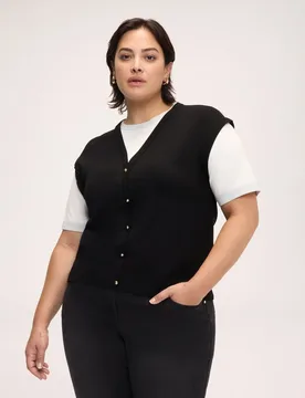 Chaleco de mujer con camiseta combinada escote en v con cierre frontal de botones dorados a la vista - Fiorella Rubino - FashionsVida