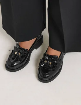 Women's Patent Bow Detail Loafers In Wide E & Extra Wide EEE Fit in Black Size: 8E - Black - Size: 8E - Yours - FashionsVida