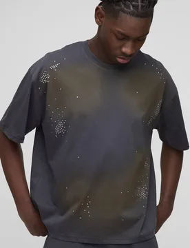 Herren Oversized Boxy Gewaschenes Strass T-Shirt Charcoal Größe Large - boohooMAN - FashionsVida