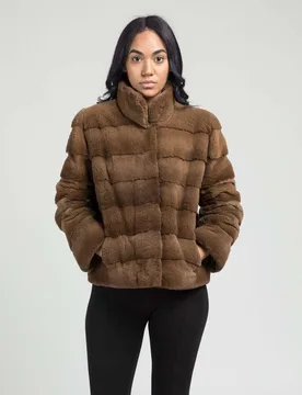 Chaqueta de pelo de mujer de visón con diseño horizontal - De la Roca - FashionsVida