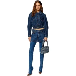 Falda corta en denim con cintura baja