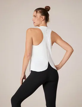 Camiseta Sin Mangas De Verano De Malla Transpirable Quick-dry Con Espalda De Nadador Para Entrenamiento, Ropa Deportiva Para Gimnasio De Impacto Medio - Shein - FashionsVida