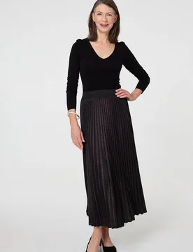 Women's Sparkly Pleated High Waist Maxi Skirt in Black Size: 8 - Black - Size: 8 - Izabel London - FashionsVida