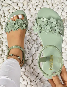 Sandalias planas de playa cómodas y elásticas con bordados para mujer de talla grande, atuendos de primavera y verano EUR42 - Shein - FashionsVida