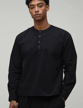 Herren Übergroßes Kastenförmiges Langarm-Knopfleisten-Hemd Black Größe XL - boohooMAN - FashionsVida