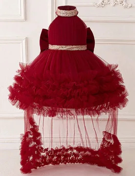 Vestido de fiesta elegante para niñas jóvenes con cuello halter, lentejuelas, lazo, plisado y malla, con cola, adecuado para pasarela, diadema no in - Shein - FashionsVida