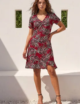 Women's Petite Leaf Lace Ruched Dress in Red Size: 16 - Red - Size: 16 - Roman - FashionsVida