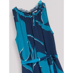 Vestido largo fluido sin mangas con volante escalonado