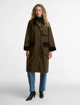 Chaqueta de mujer larga de 6 oz encerada con cuello de pana - Barbour - FashionsVida