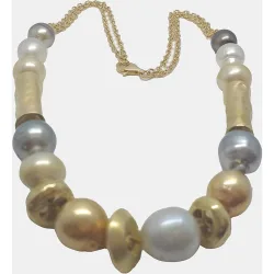 Collar de oro y perla