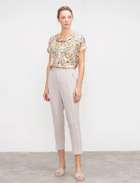 Pantalón de mujer capri con cierre de botón - Lasserre - FashionsVida