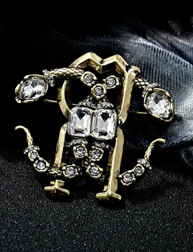 European and American Fashion Vintage Literary and Elegant Niche Design Shiny Czech Diamond Mysterious Double Snake Brooch - Aliexpress - FashionsVida