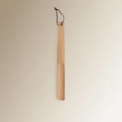 Calzador de madera Vestidor