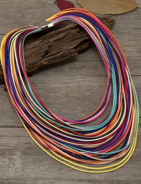Collar a capas de color combinado Unitalla - Shein - FashionsVida