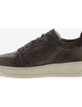 Zapatillas deportivas de mujer con textura serpiente y doble cordón - Victoria - FashionsVida