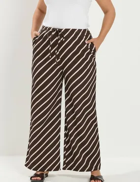 Women's Striped Crinkle Wide Leg Trousers in Chocolate Size: 16R - Chocolate - Size: 16R - Yours - FashionsVida