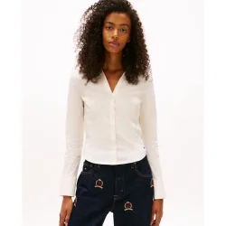 Camisa de mujer slim fit de manga larga entallada