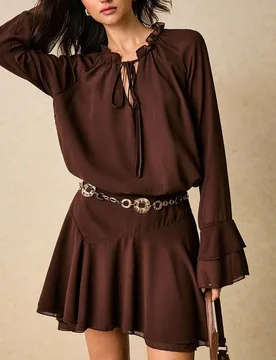 Vestido elegante de otoño color marrón chocolate para mujer, con cuello con lazo de volantes, manga larga, estilo skater mini, boho chic, acampanado - Shein - FashionsVida
