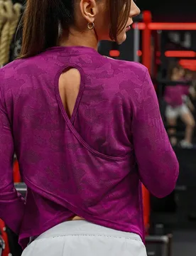 Camiseta deportiva de mujer de unicolor transpirable con espalda cruzada y envolvente para ropa activa XL - Shein - FashionsVida