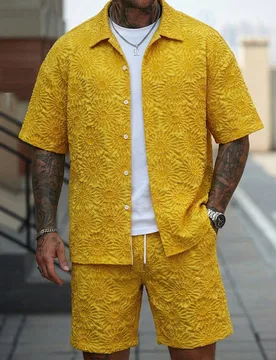 Conjunto de camisa de manga corta con botones y estampado jacquard, y pantalones cortos con cordón en la cintura para hombre. Ideal para uso casual, - Shein - FashionsVida