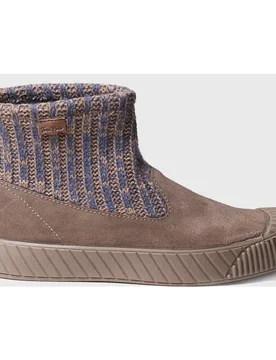 Zapatillas de mujer abotinadas hechas en serraje - Toni Pons - FashionsVida