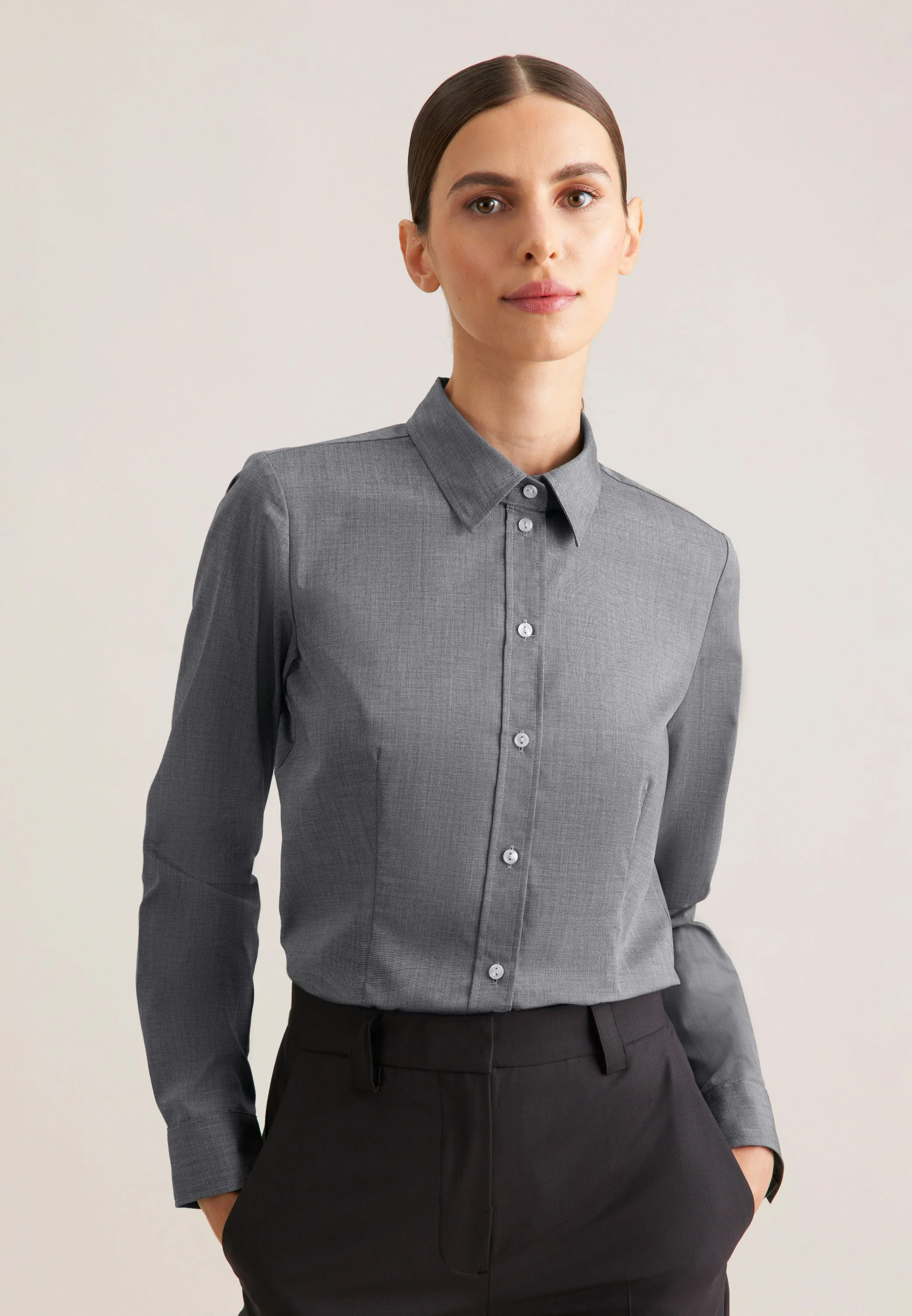Hemdbluse mit Abnähern regular fit Grau 38 - Seidensticker - FashionsVida
