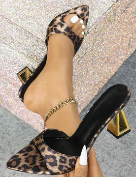 Sandalias de tacón alto para mujer con punta puntiaguda, tacón asimétrico dorado, sin cordones, de tela multicolor, para banquetes y fiestas de mod - Shein - FashionsVida