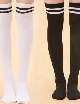 Pares de calcetines hasta la rodilla para mujer de unicolor negro & rayas blancas, cómodos y de alta elasticidad, adecuados para diversas fiestas y o - Shein - FashionsVida