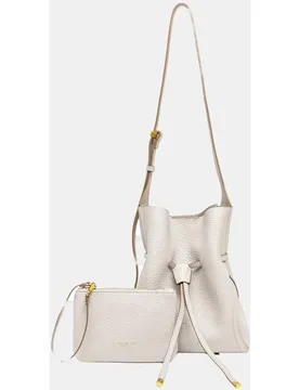 Bolso de hombro en piel con correa regulable - Gianni Chiarini - FashionsVida