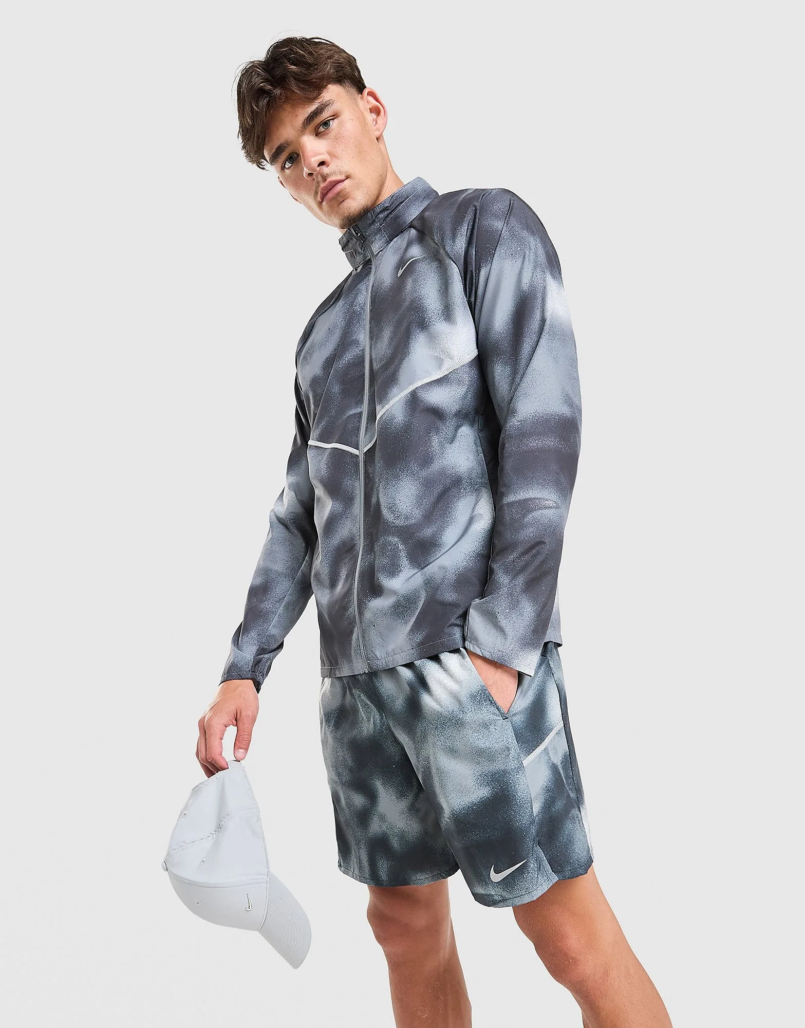 Miler All Over Print Jacket - Herren, Grau - male - Size: XXL - Nike - FashionsVida