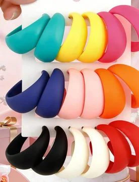 Pares de pendientes de botón con forma de C de color caramelo mate, adecuados para fiestas, regalos, uso diario, ayudan a estilizar visualmente el ro - Shein - FashionsVida