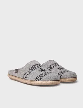 Pantofole Tobi-ef Grey / Black EU 43 - Toni Pons - FashionsVida
