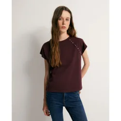 Camiseta manga corta tachas