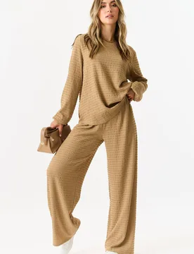 Women's Camel Textured Long Sleeve Oversized Top Size: Large/XL - Camel - Size: L/XL - Gini London - FashionsVida