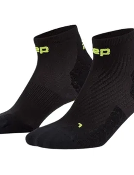 CORE RUN ULTRALIGHT SOCKS LOW CUT 4.0 Damen Black 34-37 - Cep - FashionsVida