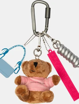 Llavero modelo TEDDY CHARM de - Olivia Mareque - FashionsVida