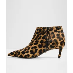 Botines de mujer con punta afilada