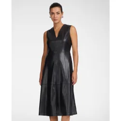 Vestido en a en tejido revestido largo midi con escote en v y cierre con cremallera