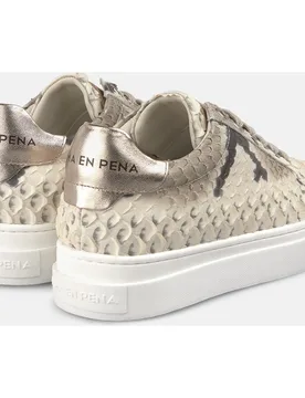 Zapatillas deportivas de mujer de piel parte exterior estampado fantasia - Alma en Pena - FashionsVida