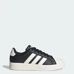 Streettalk 44 Core Black / Core White / Core Black