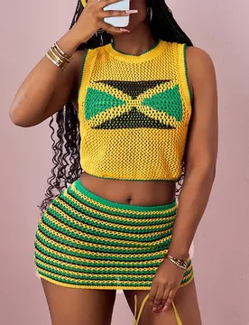 Conjunto de dos piezas de suéter y minifalda de rayas amarillas y verdes 2025 Nuevo estilo casual de primavera y verano con cuello redondo sin mangas - Shein - FashionsVida