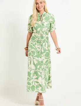 Women's Petite Geo Lace Insert Maxi Dress in Green Size: 14 - Green - Size: 14 - Wallis - FashionsVida
