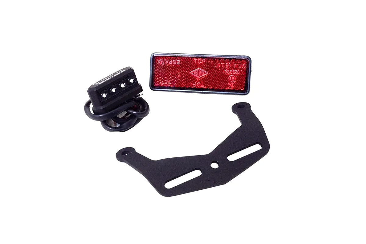 Kit Luce Targa + Supporto + Catadiottro Triumph Speed Triple 1050 2006-2020 - EVOTECH - FashionsVida