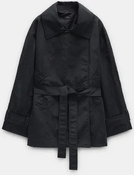 Parka de mujer con cierre de botones en liso - Parfois - FashionsVida