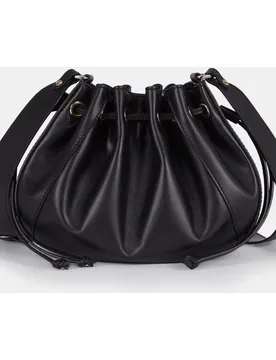 Bolso crossbody peqeño Sandra Fleckled con bandolera ancha y cierre de cordón en piel lisa - Sandra Freckled - FashionsVida