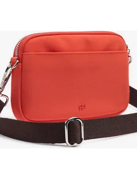 Neceser estilo bandolera con cierre de cremallera y varios compartimentos - Parfois - FashionsVida